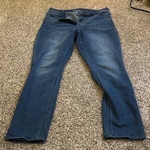 Old Navy Women's Straight Leg Blue Jeans